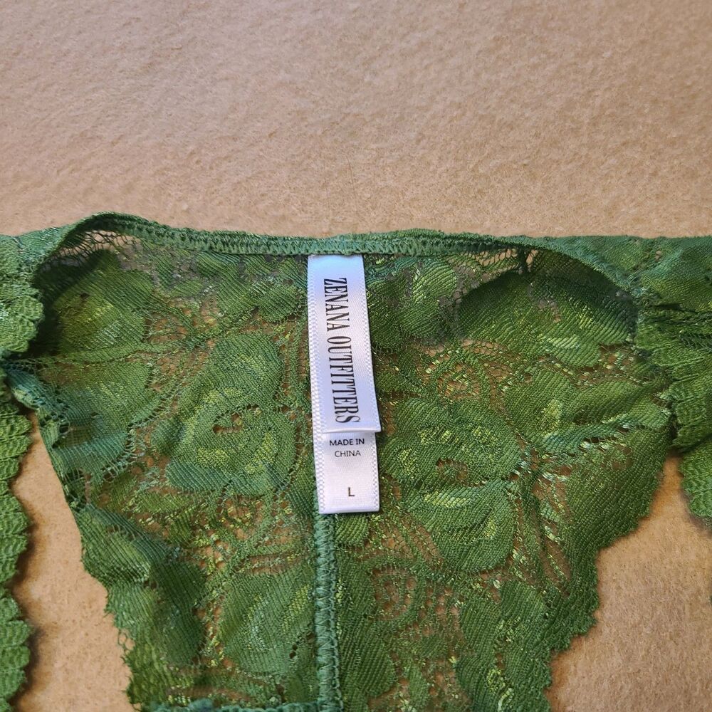 Zenana Outfitters Green Lace Padded Bralette Large Racerback Stretchy - Picture 2 of 7
